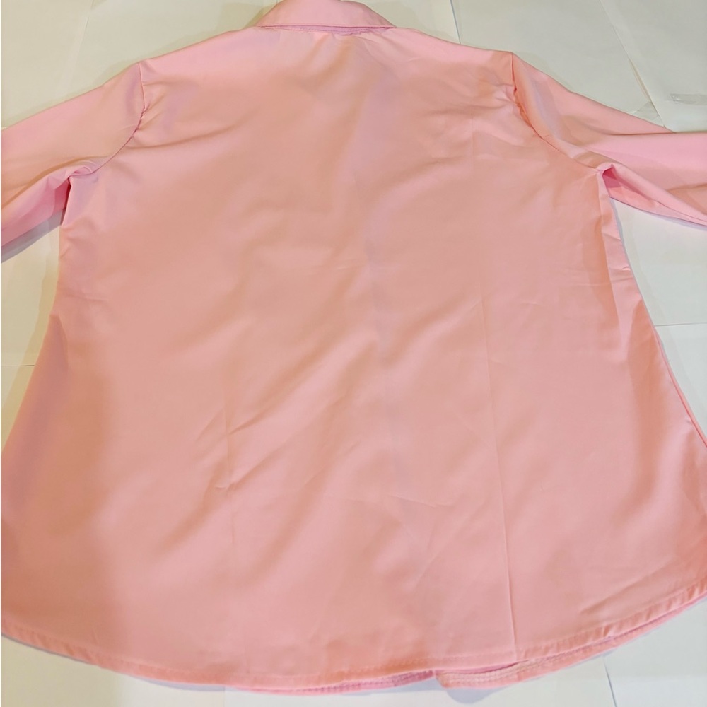 Elegant Pink Blouse with Classic Collar - Picture 5 of 8